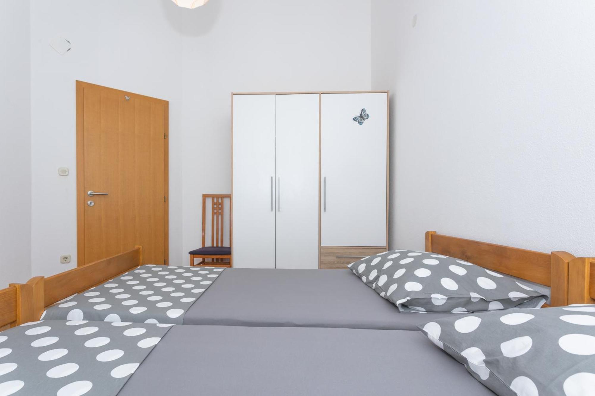 Apartments Klaudia Cista Velika Водице Экстерьер фото