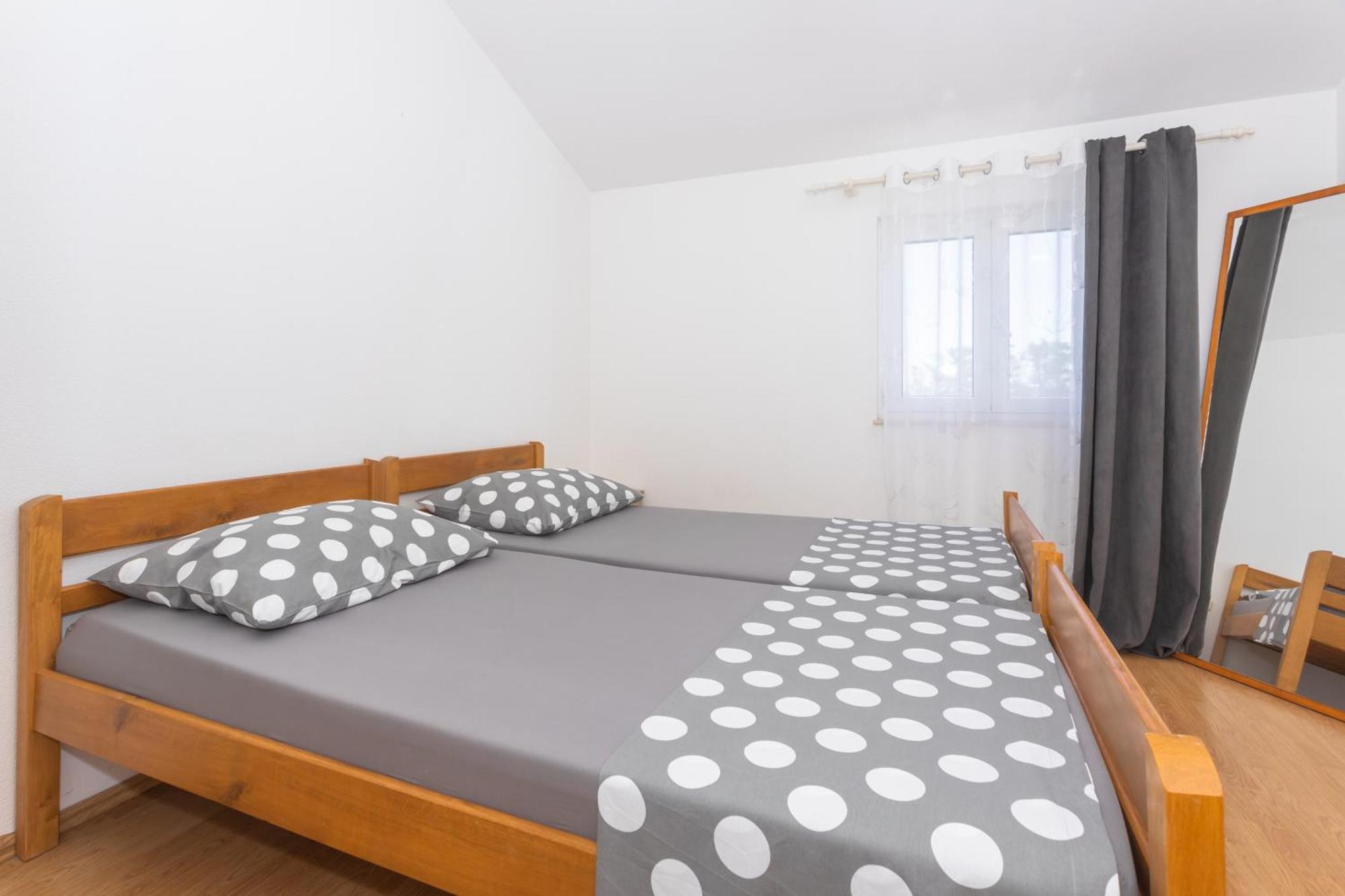 Apartments Klaudia Cista Velika Водице Экстерьер фото